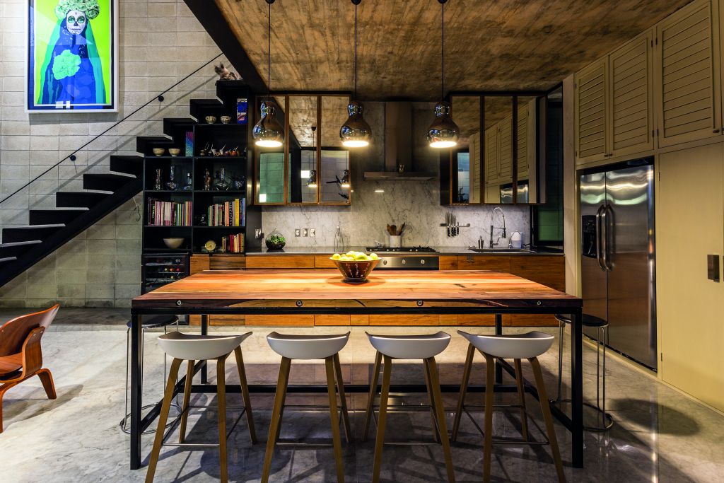 Επιμελώς ατημέλητη