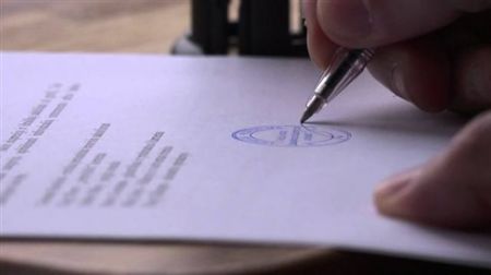 Συνεχίζεται μέχρι 6 Απριλίου η αποχή των συμβολαιογράφων