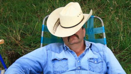 Ισπανία: Ο Ραχόι θέλει να καταργήσει την μεσημεριανή σιέστα