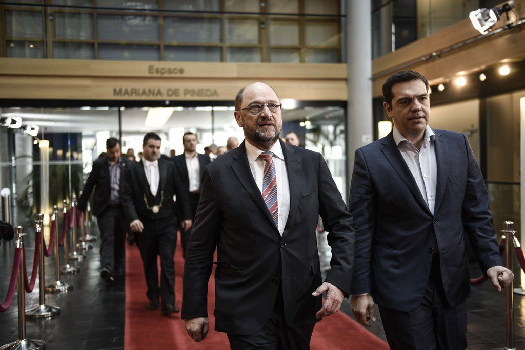 Τσίπρας: Τηρήσαμε την συμφωνία, δεν χρειάζονται πρόσθετα μέτρα – Σουλτς: Να κλείσει άμεσα η αξιολόγηση