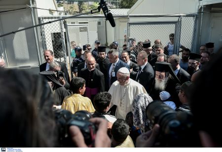 Οι πρόσφυγες ενώνουν τους Χριστιανούς