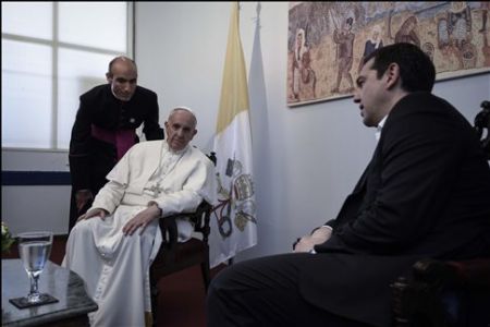 Τσίπρας: «Καθολικό» πρόβλημα το «προσφυγικό» για αυτό ήρθε ο Πάπας