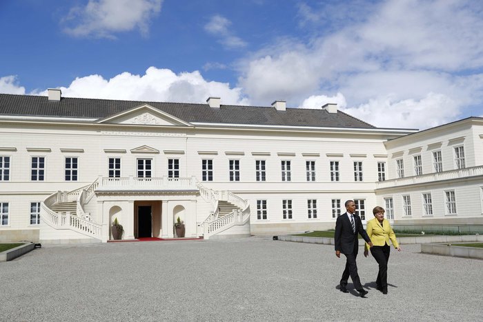 Ομπάμα: Η Μέρκελ «στη σωστή πλευρά της ιστορίας» στο προσφυγικό