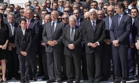 Ο Καραμανλής ένωσε για άλλη μια φορά όλες τις «φυλές» της ΝΔ