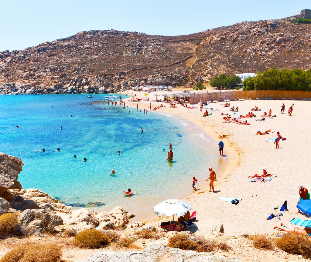 Φτωχότερο κατά €886 εκατ. το ταξιδιωτικό ισοζύγιο του 2016