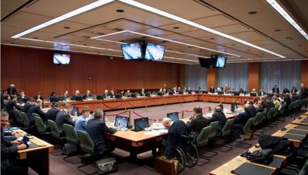 Μεταρρυθμίσεις, επιπλέον «πακέτο» και χρέος στην ατζέντα του Eurogroup