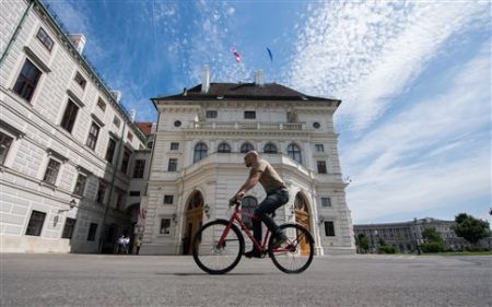 «Eυτυχής Αυστρία»; Η οριακή ήττα της ακροδεξιάς, σύμπτωμα της Ευρώπης