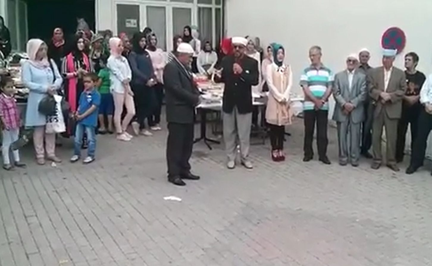 Όταν ο ψευδομουφτής Μετέ υμνούσε τον Χίτλερ που ήθελε να κάνει σαπούνια τους Εβραίους!