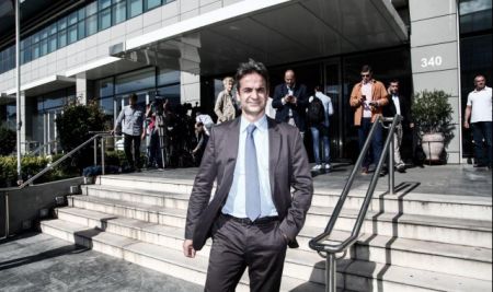 Λαϊκά στρώματα και ξένα Funds προσεγγίζει ο Κυρ. Μητσοτάκης