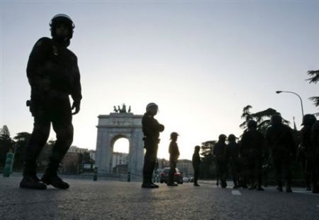 H καμπάνα των δημοσιονομικών στόχων χτυπά για Ισπανία-Πορτογαλία