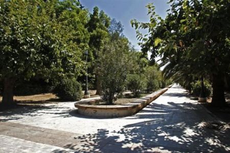 «Κάτω από τη βάση» ένας στους τέσσερις χώρους πρασίνου