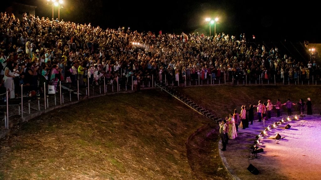 Φεστιβάλ Ολύμπου με Νταλάρα, Πάριο και «Λυσιστράτη»