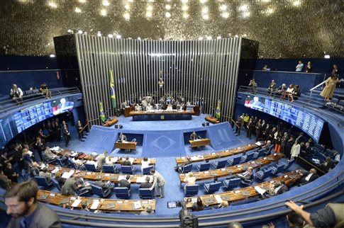 Βραζιλία: H Γερουσία στέλνει σε δίκη την Ρούσεφ | tovima.gr