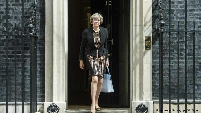 Στροφή προς τη Ρωσία επιδιώκει η Τερέζα Μέι