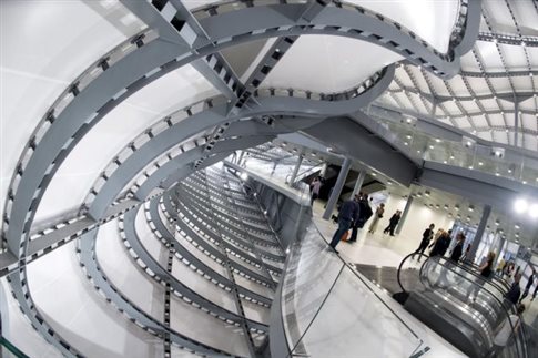 Απιαστοι οι στόχοι Ρέντσι για την ιταλική ανάπτυξη