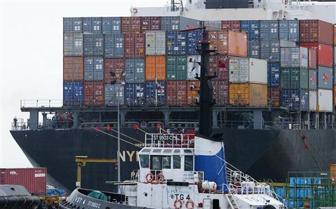 Μειωμένη κατά 0,3% η δύναµη του εµπορικού στόλου τον Ιούνιο