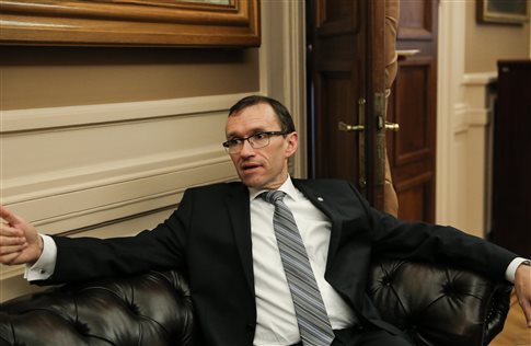 Με τον απεσταλμένο του ΟΗΕ για το Κυπριακό συναντήθηκε ο Αλ.Τσίπρας