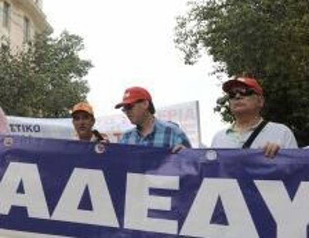 Συνέχεια στην κόντρα ΑΔΕΔΥ – Βερναρδάκη