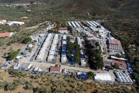 Θύμα ομαδικού βιασμού 16χρονος στο hotspot της Μόριας