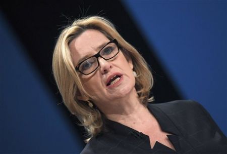 Λονδίνο: Πιο δύσκολη η πρόσληψη μεταναστών σε επιχειρήσεις