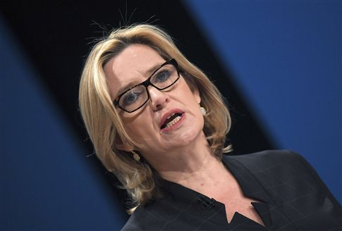 Λονδίνο: Πιο δύσκολη η πρόσληψη μεταναστών σε επιχειρήσεις