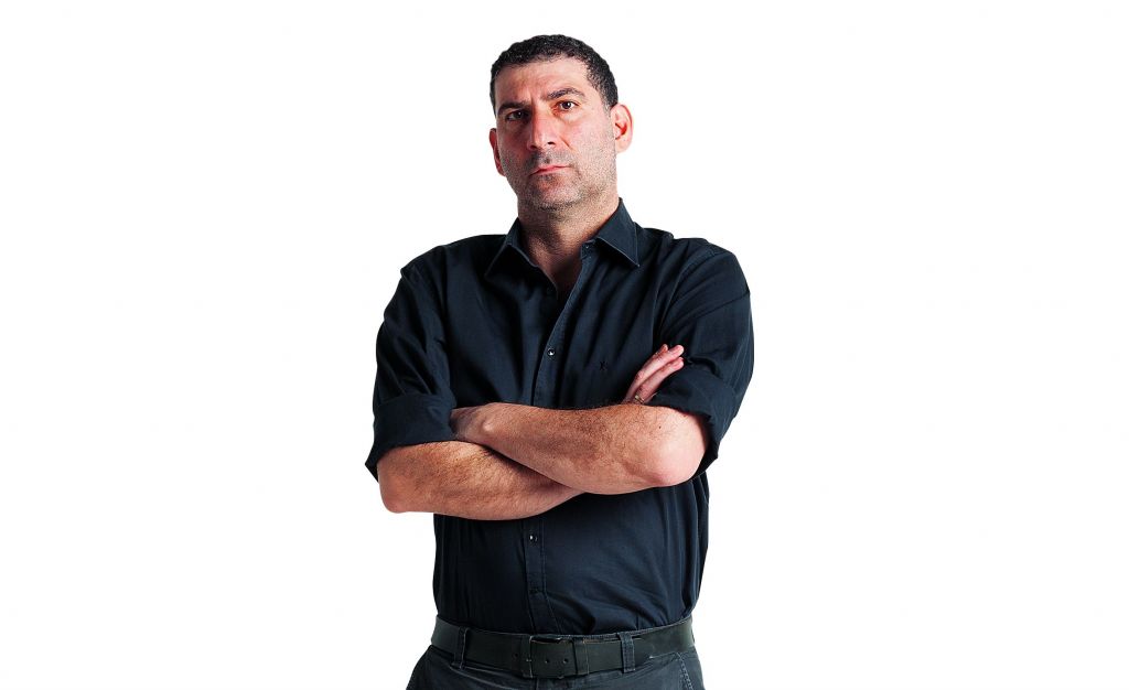 11 ερωτήσεις στον Γιάννη Οικονομίδη