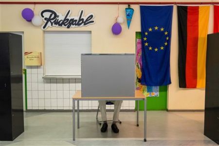 Στο ναδίρ, λίγο κάτω από το 30% οι Χριστιανοδημοκράτες της Μέρκελ