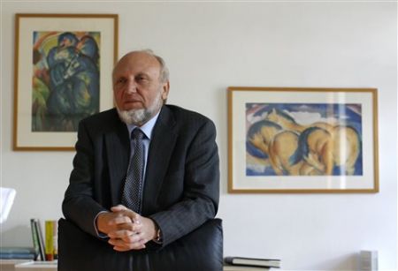 Χανς-Βέρνερ Ζιν: Η Ιταλία δεν τα βγάζει πέρα με το ευρώ