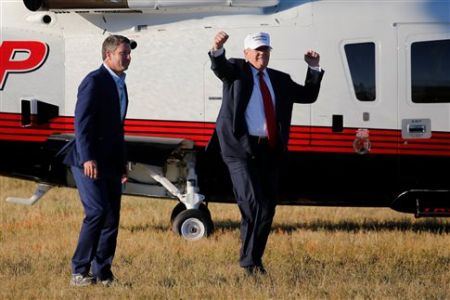 «Έχουμε μείνει πίσω, αλλά μπορούμε» λέει το επιτελείο του Τραμπ