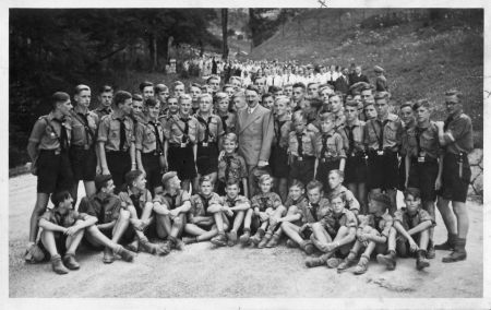 Η γερμανική κοινωνία και η κατασκευή του Χίτλερ