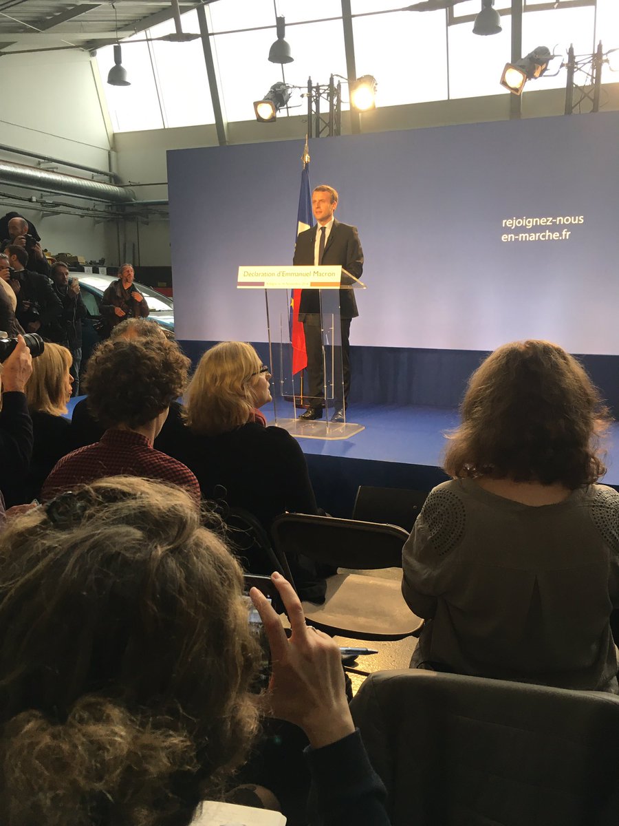 Ανακοίνωσε την υποψηφιότητά του για την Προεδρία της Γαλλίας ο Μακρόν