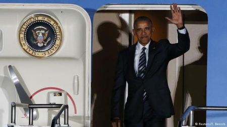 Ο μακρύς και δύσκολος αποχαιρετισμός Ομπάμα στο Βερολίνο