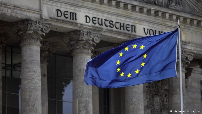DW: Δυσαρεστημένοι οι Γερμανοί με την ΕΕ