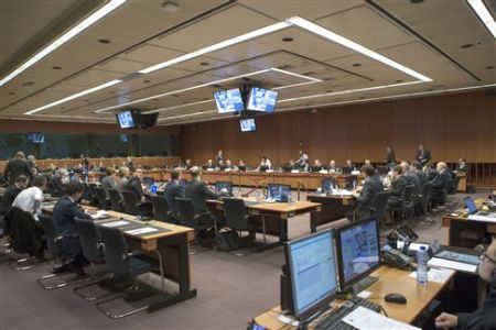 Πηγές ΕΕ: Σε δύο δόσεις η συμφωνία για την Ελλάδα