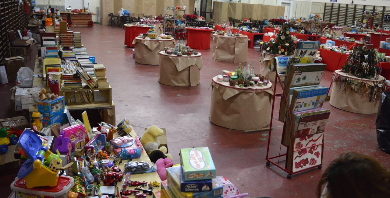 6ο εθελοντικό παζάρι αλληλεγγύης των κατασκηνώσεων Χαρούμενα Παιδιά – Χαρούμενα Νιάτα