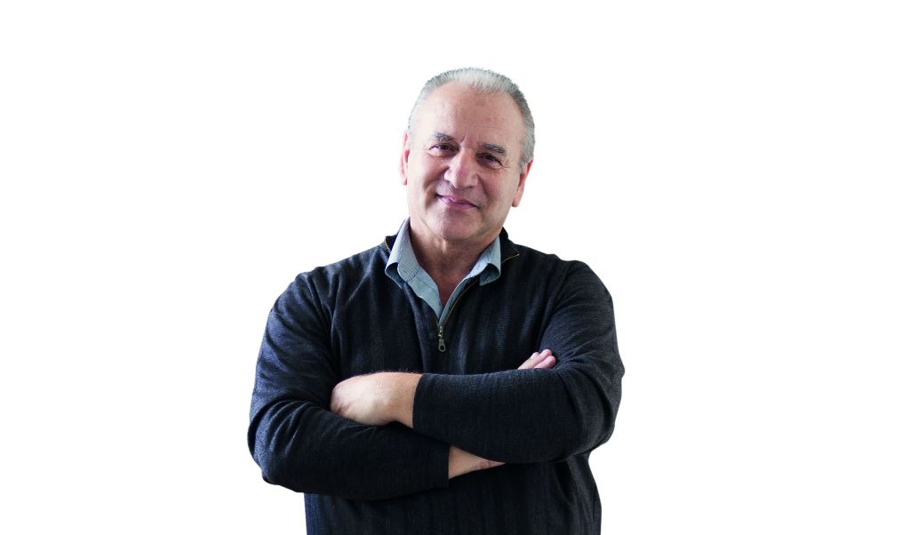 11 ερωτήσεις στον Γιάννη Μετζικώφ