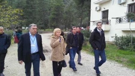 Η Ισπανίδα συνήγορος του πολίτη στο Κέντρο Φιλοξενίας Προσφύγων στις Θερμοπύλες