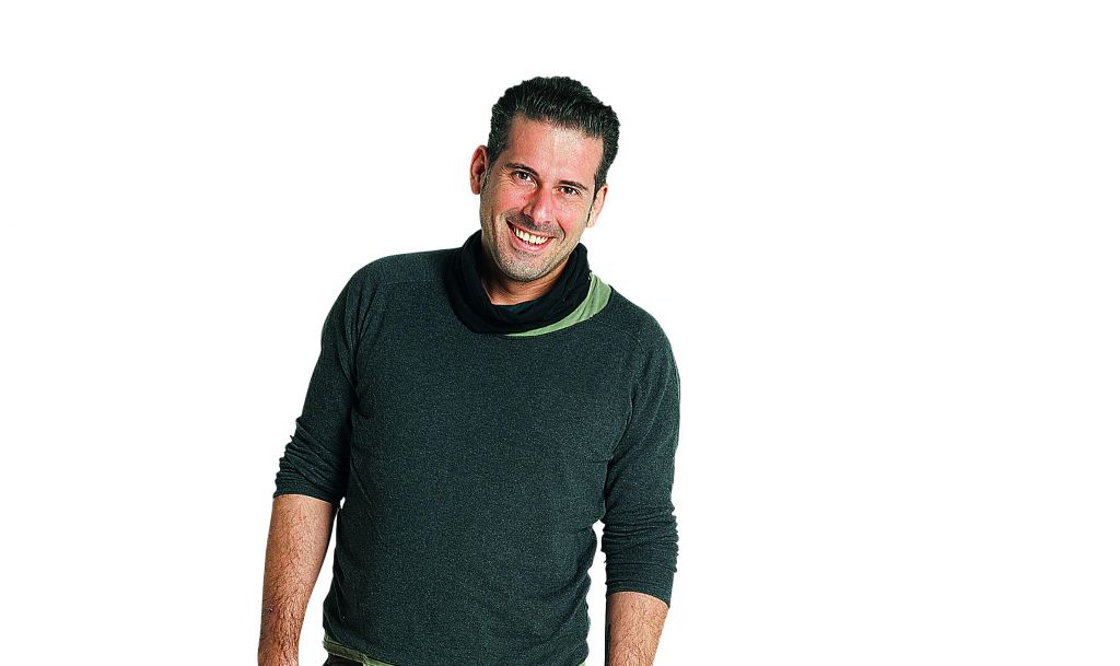 11 ερωτήσεις στον Διαμαντή Καραναστάση