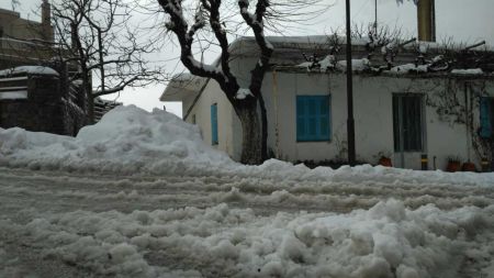 Κακοκαιρία: Πού έχει διακοπεί η κυκλοφορία – Πού χρειάζονται αλυσίδες