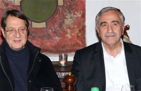 Συνάντηση Αναστασιάδη-Ακιντζί εν όψει Γενεύης