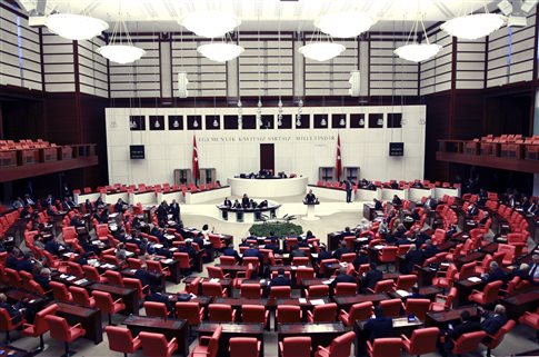 Πρώτο «ναι» στο νέο Σύνταγμα για προεδρική Τουρκία
