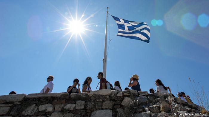 Spiegel: Ο δήθεν σωτήρας των Ελλήνων Σώρρας