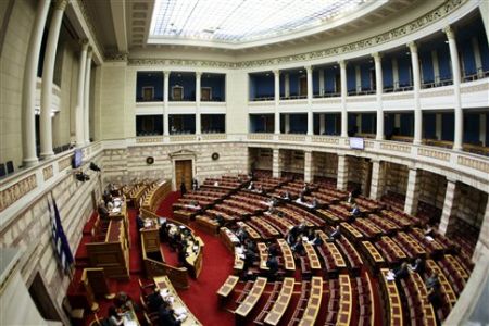Στην Ολομέλεια το πόρισμα για τα δάνεια των ΜΜΕ
