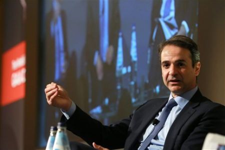 Μητσοτάκης: Μπορούμε να αποφύγουμε νέο μνημόνιο αν φέρουμε πολιτική αλλαγή