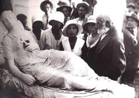 The Sleeping Female Figure (Koimomeni) is leaving First Cemetery