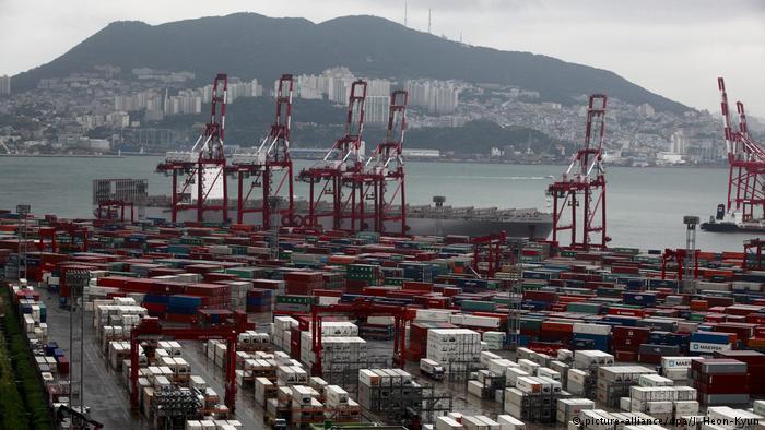 Deutsche Welle: Ασπίδα κατά του προστατευτισμού το εμπόριο εντός ΕΕ