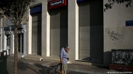 DW: «Παράταση της πολιτικής λιτότητας» η συμφωνία της Μάλτας