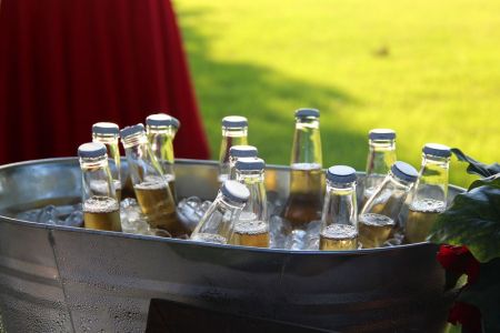 Πώς να παγώσετε γρήγορα τις μπίρες