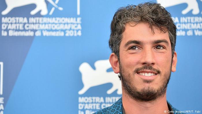 DW: Αποφυλακίστηκε ιταλός δημοσιογράφος στην Τουρκία