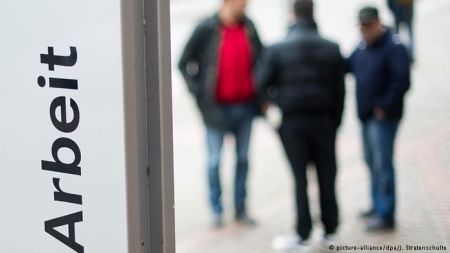 DW: Ένα εκατομμύριο κενές θέσεις εργασίας στη Γερμανία
